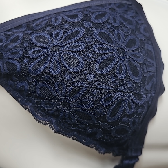 Victoria's Secret Front Close Navy Bralette Size Medium - Picture 3 of 5